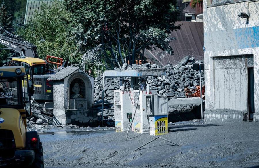 Frana in alta quota, Bardonecchia travolta da un fiume di fango