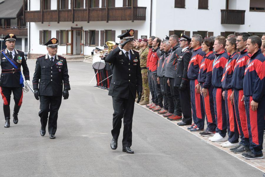 In Trentino 63 Nuovi Carabinieri. Hanno Un'età Media Di 23 Anni, Tra ...