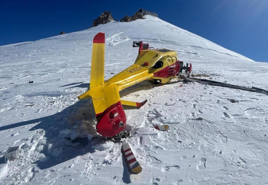 Elicottero Di Soccorso Precipita Sul Monte Rosa: Tutti Salvi - Italia ...