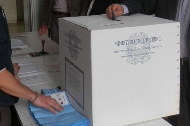 Scheda elettorale aperta dalla Lega Nord - Trento - Il nuovo Trentino